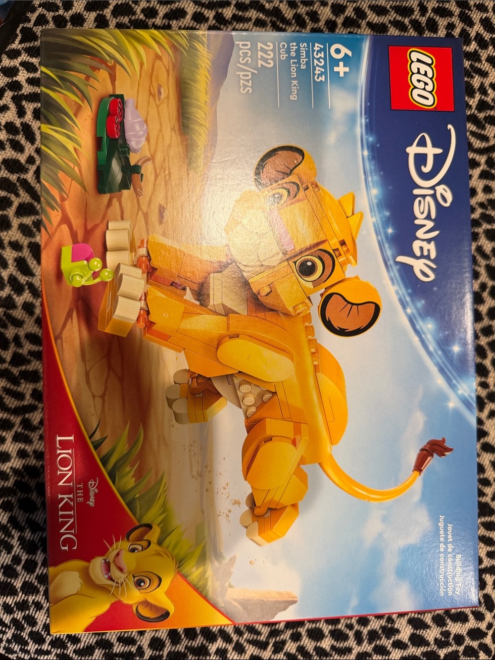 LEGO Disney Simba Buildable Figure - Yellow, Tan, Green, Pink